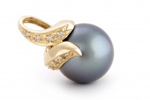 Pearl Pendants Information