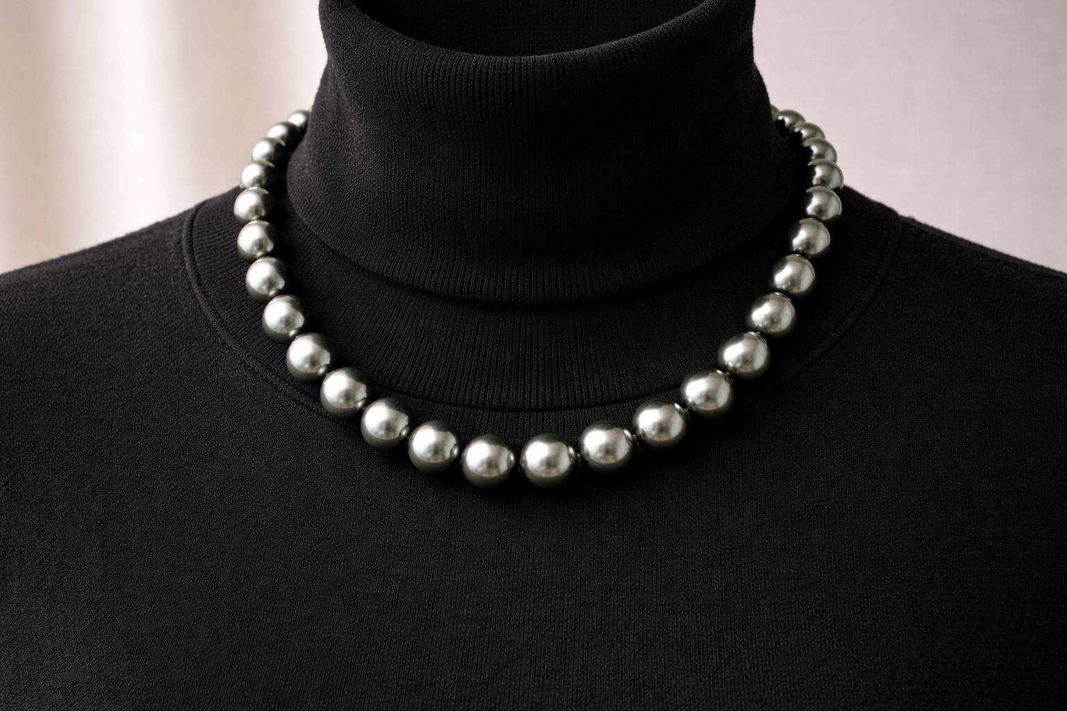 pearlsonly-blog-103-image-8-pearl - Styling av ditt tahitianske svarte perlenhalskjede - Perlesmykker - pearlsonly