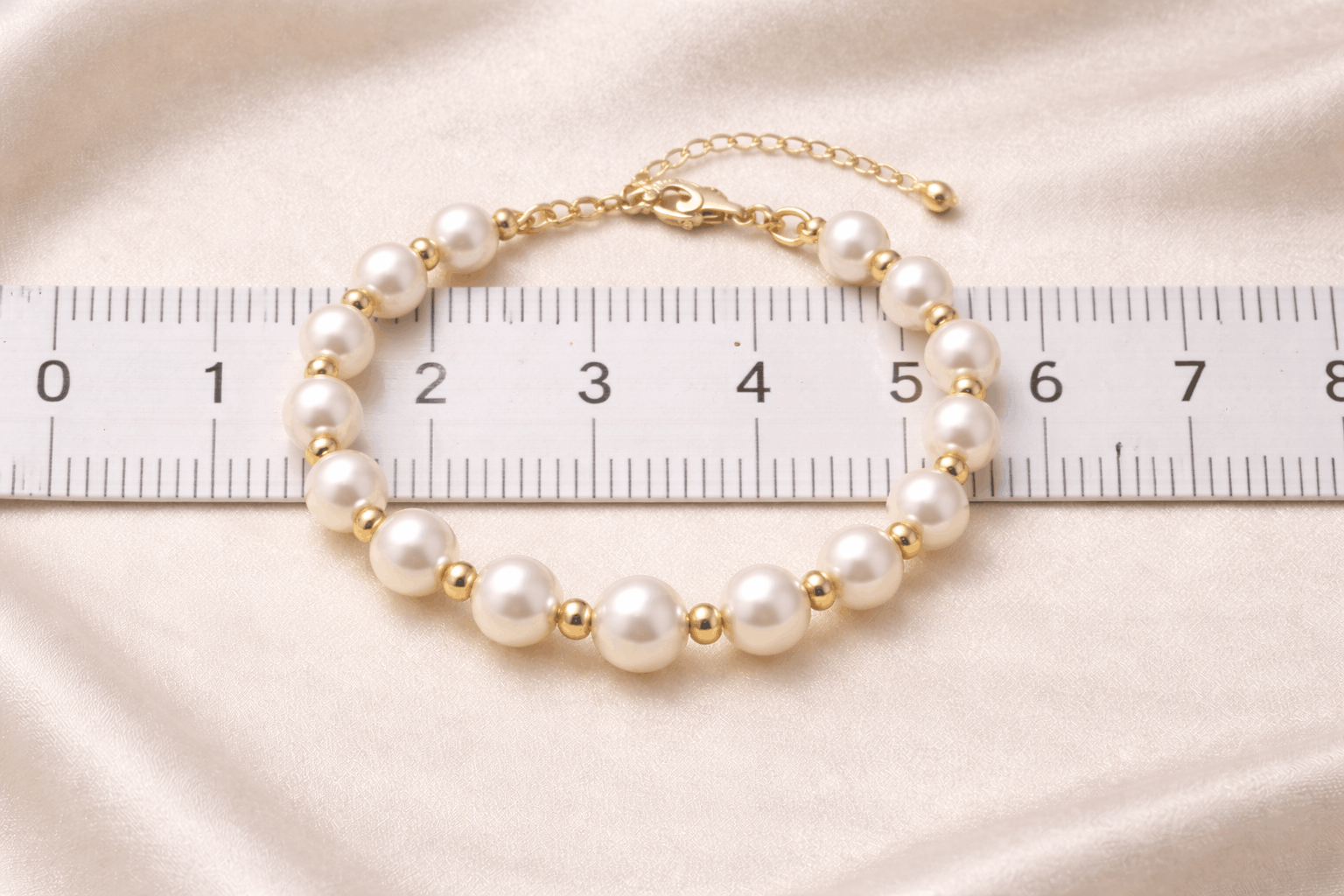 pearlsonly-blog-106-image-8-pearl - Riktig størrelse på guldperlearmbånd - Perlesmykker - pearlsonly